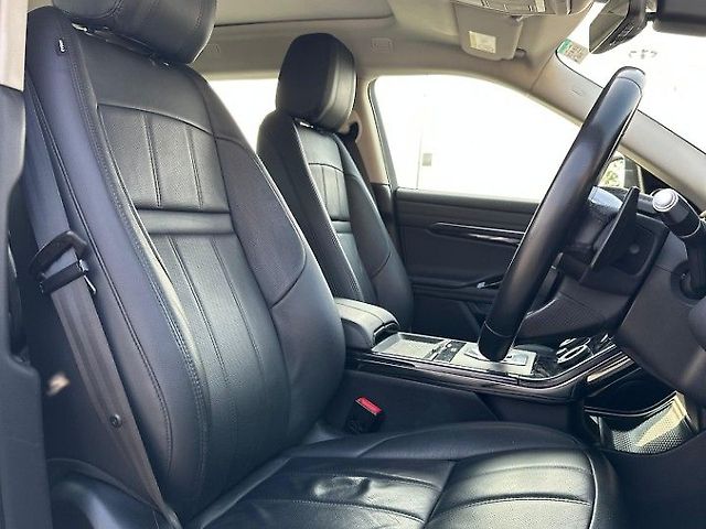 Used Land Rover Range Rover Evoque SE R-Dynamic in Surat
