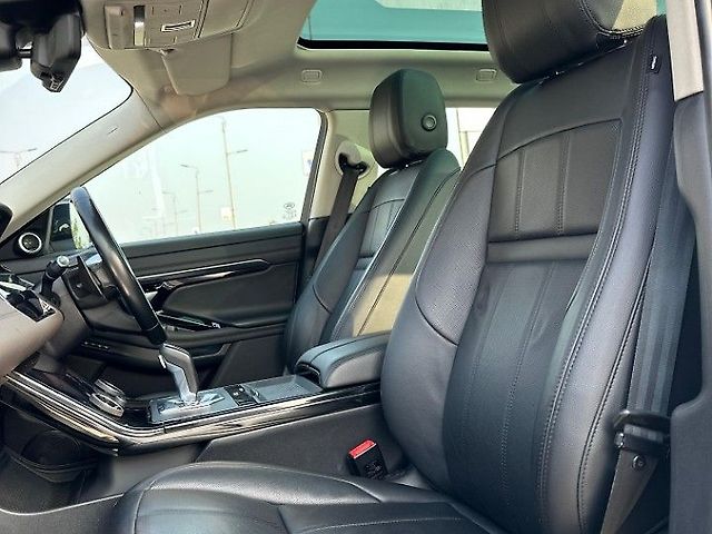 Used Land Rover Range Rover Evoque SE R-Dynamic in Surat