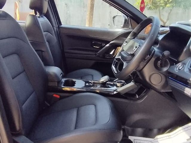 Used Tata Safari Accomplished Plus Dual Tone AT 7 STR in Mumbai
