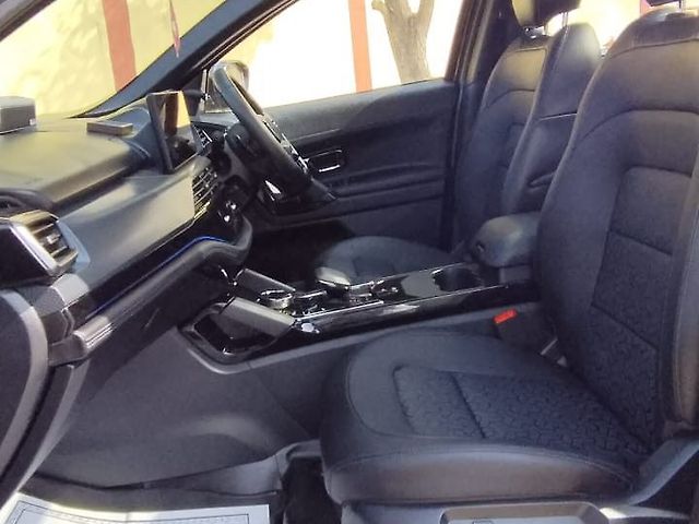 Used Tata Safari Accomplished Plus Dual Tone AT 7 STR in Mumbai