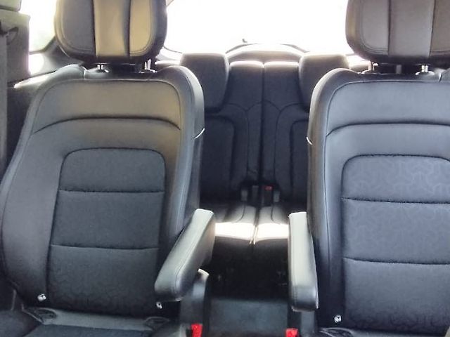 Used Tata Safari Accomplished Plus Dual Tone AT 7 STR in Mumbai