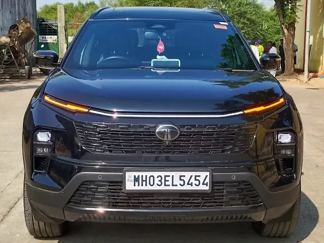 Used Tata Safari Accomplished Plus Dual Tone AT 7 STR in Mumbai