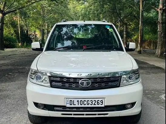 Used 2015 Tata Safari in Delhi