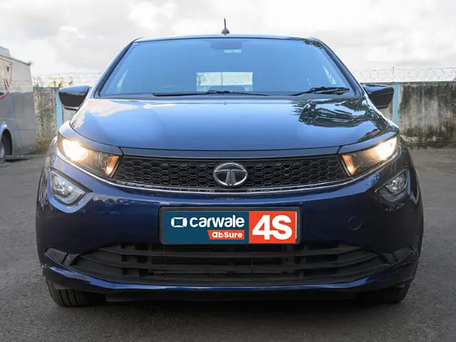 Used 2023 Tata Altroz in Mumbai