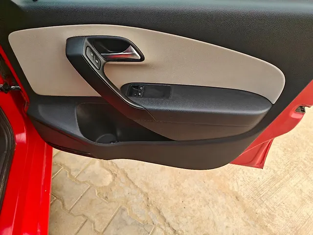 Used Volkswagen Polo [2010-2012] Comfortline 1.2L (P) in Delhi