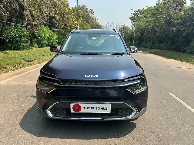 Used 2022 Kia Carens in Hyderabad