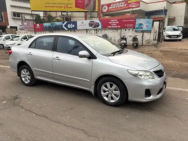 Used 2012 Toyota Corolla Altis in Ahmedabad