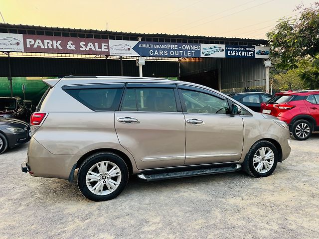 Used Toyota Innova Crysta [2016-2020] 2.8 ZX AT 7 STR [2016-2020] in Hyderabad