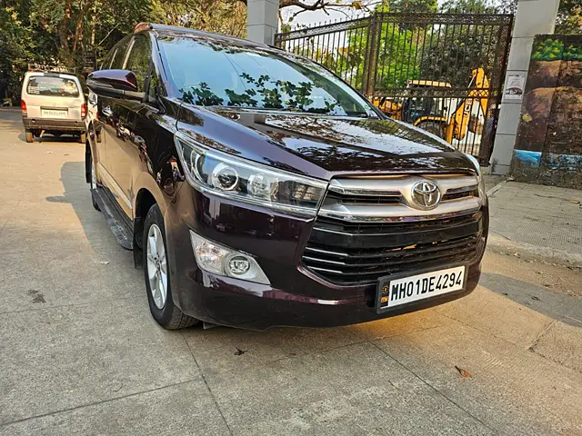 Used Toyota Innova Crysta [2016-2020] 2.4 V Diesel in Mumbai