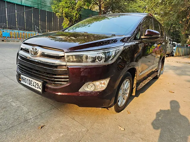 Used Toyota Innova Crysta [2016-2020] 2.4 V Diesel in Mumbai