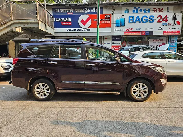 Used Toyota Innova Crysta [2016-2020] 2.4 V Diesel in Mumbai