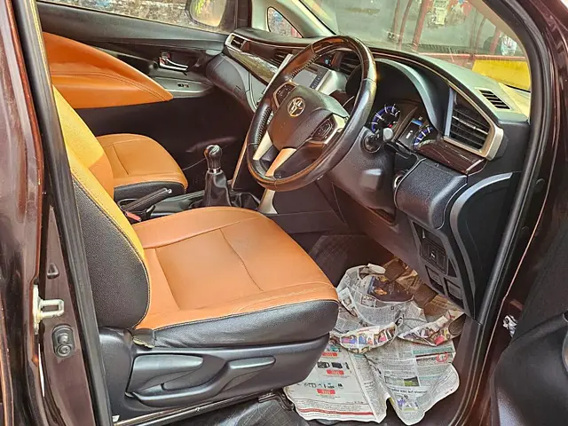 Used Toyota Innova Crysta [2016-2020] 2.4 V Diesel in Mumbai