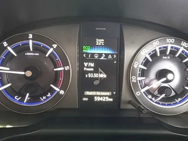Used Toyota Innova Crysta [2016-2020] 2.4 V Diesel in Mumbai