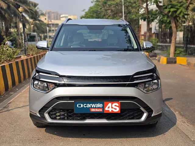 Used 2023 Kia Carens in Mumbai