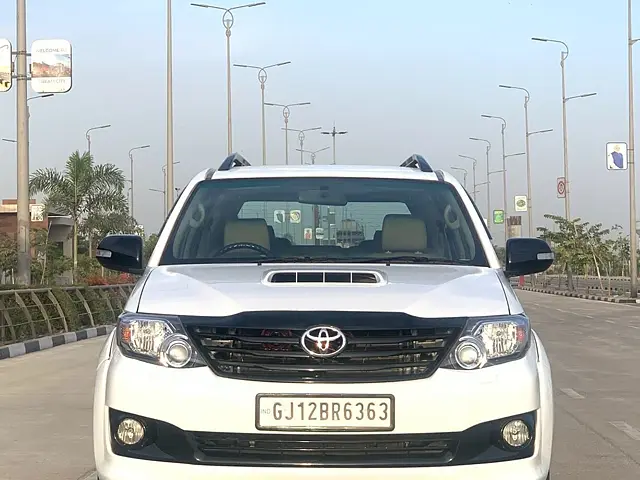 Used 2012 Toyota Fortuner in Surat