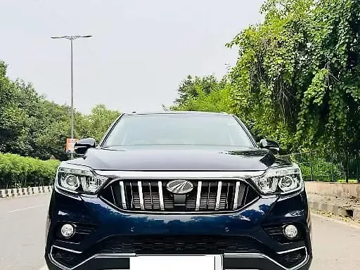 Used Mahindra Alturas G4 2WD High AT in Delhi