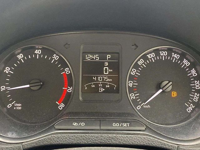 Used Skoda Rapid [2011-2014] Ambition 1.6 MPI AT in Hyderabad