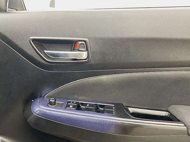 Used Maruti Suzuki Swift [2018-2021] VXi AMT in Hyderabad