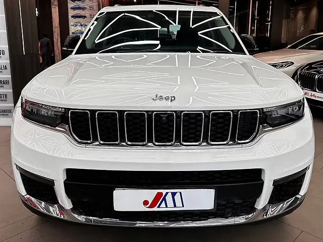 Used Jeep Grand Cherokee Limited (O) 4x4 AT in Bangalore