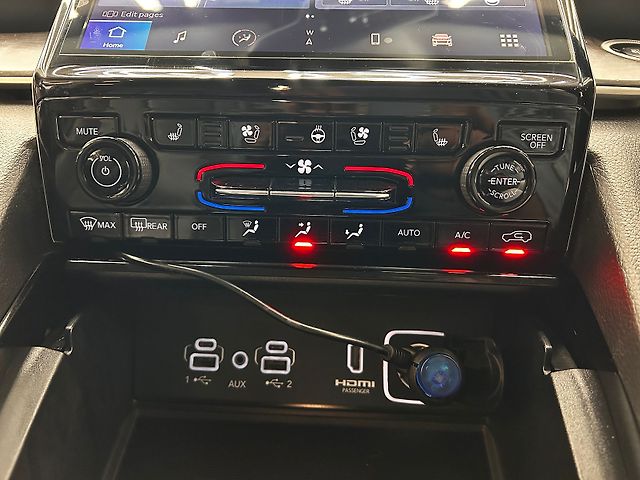 Used Jeep Grand Cherokee Limited (O) 4x4 AT in Bangalore