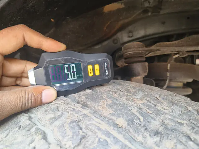 Used Ford Endeavour Titanium Plus 2.2 4x2 AT in Delhi