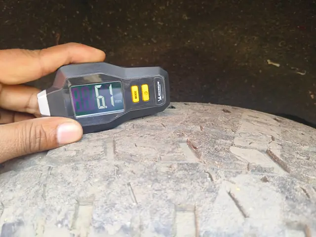 Used Ford Endeavour Titanium Plus 2.2 4x2 AT in Delhi
