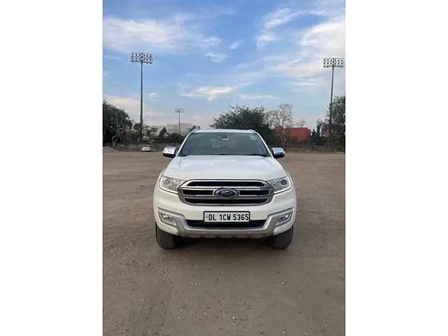 Used 2017 Ford Endeavour in Delhi
