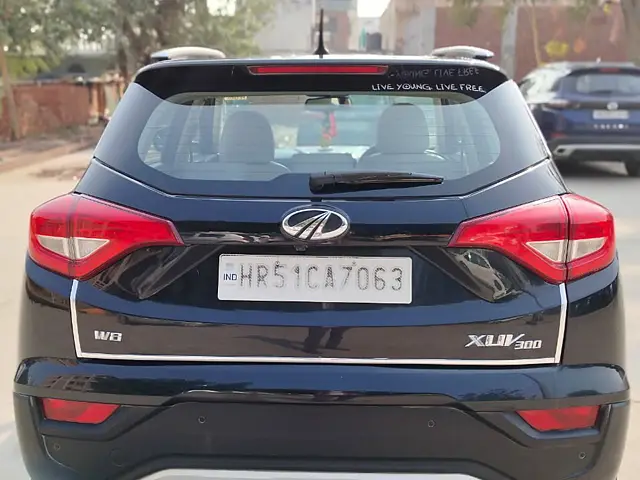 Used Mahindra XUV300 [2019-2024] W8 (O) 1.2 Petrol in Faridabad