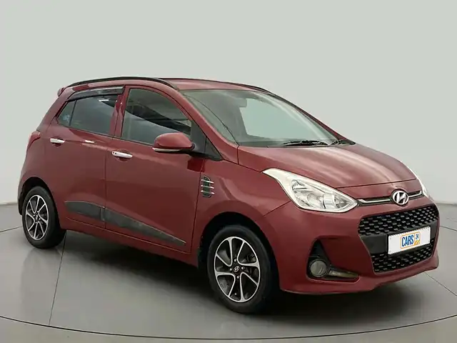 Used 2017 Hyundai Grand i10 in Delhi