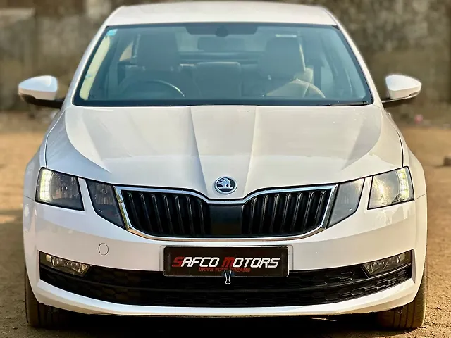 Used 2019 Skoda Octavia in Mumbai