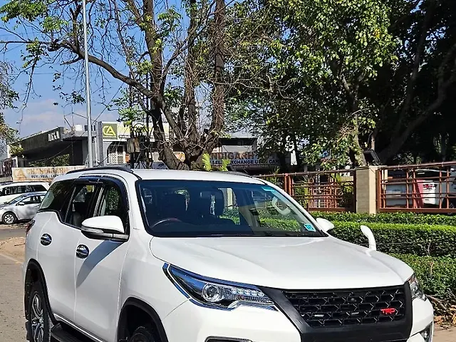 Used Toyota Fortuner [2016-2021] 2.8 4x4 AT in Chandigarh