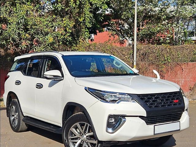 Used Toyota Fortuner [2016-2021] 2.8 4x4 AT in Chandigarh