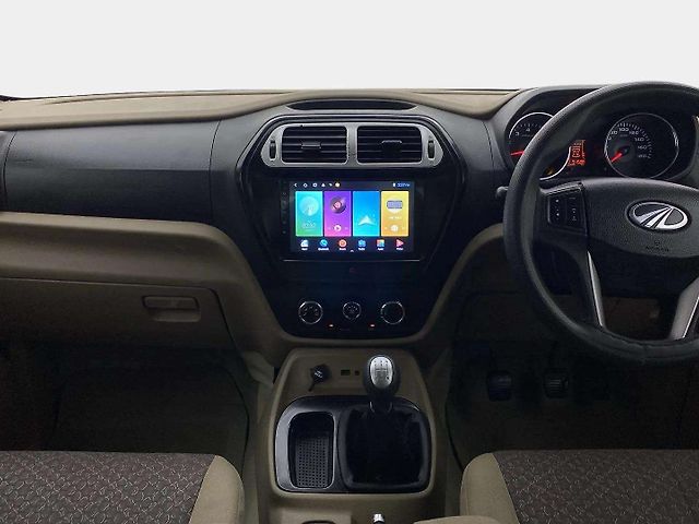 Used Mahindra TUV300 [2015-2019] T8 in Ahmedabad
