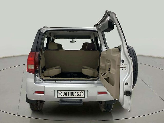 Used Mahindra TUV300 [2015-2019] T8 in Ahmedabad