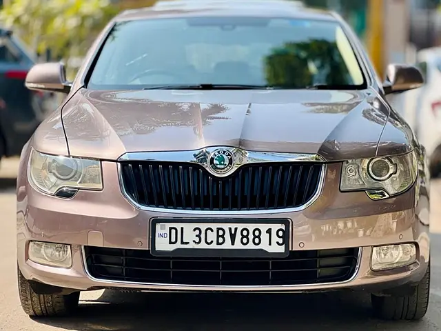 Used 2012 Skoda Superb in Delhi
