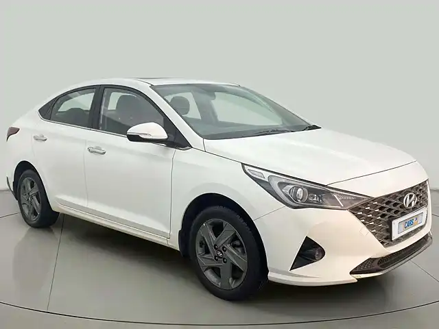 Used 2020 Hyundai Verna in Pune