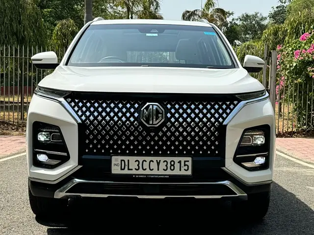Used 2023 MG Hector in Delhi