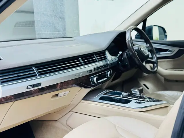 Used Audi Q7 [2015-2020] 45 TDI Technology Pack in Kolkata