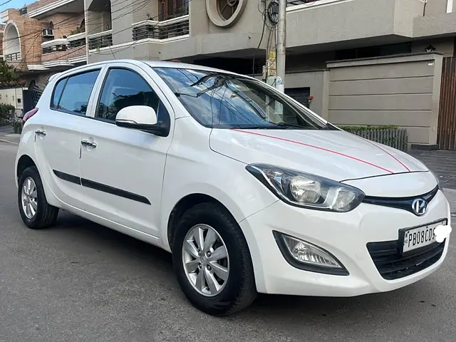 Used 2012 Hyundai i20 in Jalandhar