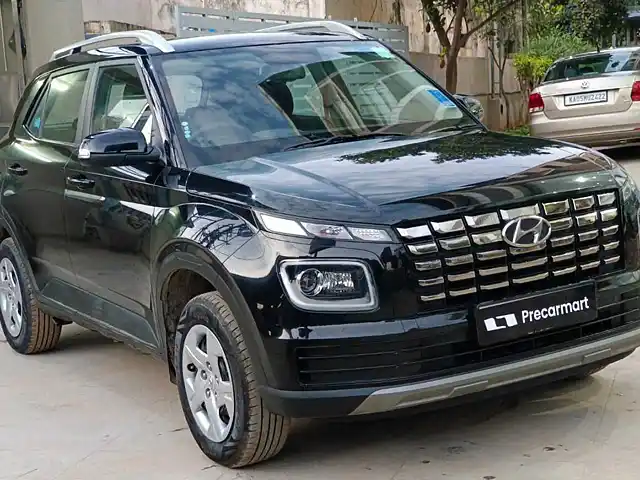Used 2022 Hyundai Venue in Bangalore