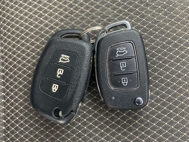 Used Hyundai Creta [2017-2018] E Plus 1.6 Petrol in Ahmedabad