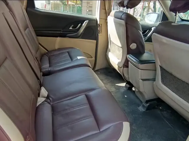 Used Mahindra XUV500 [2015-2018] W6 in Lucknow