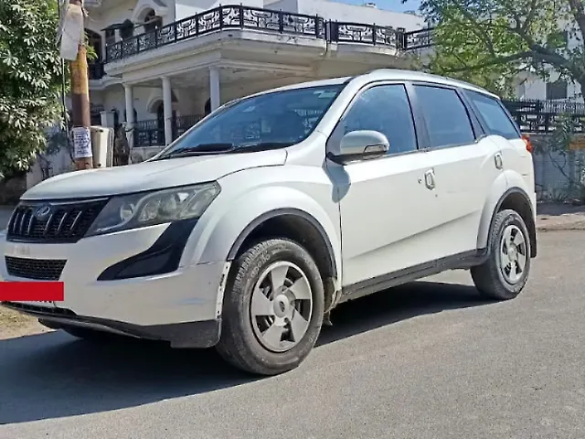 Used Mahindra XUV500 [2015-2018] W6 in Lucknow