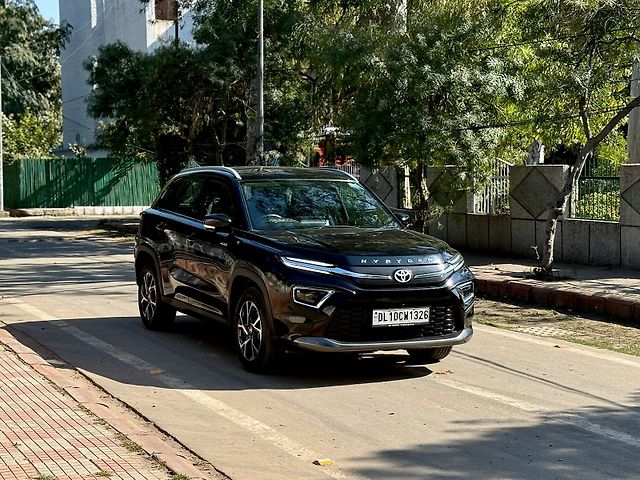 Used 2023 Toyota Urban Cruiser Hyryder in Delhi