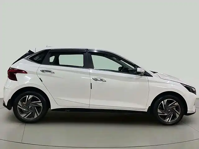 Used Hyundai i20 [2020-2023] Asta (O) 1.2 MT in Chandigarh