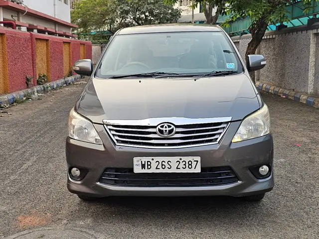 Used 2012 Toyota Innova in Kolkata