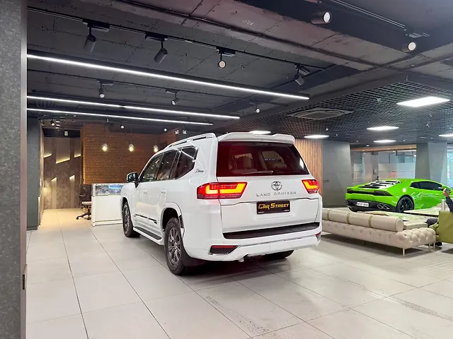 Used Toyota Land Cruiser [2011-2015] LC 200 VX in Delhi