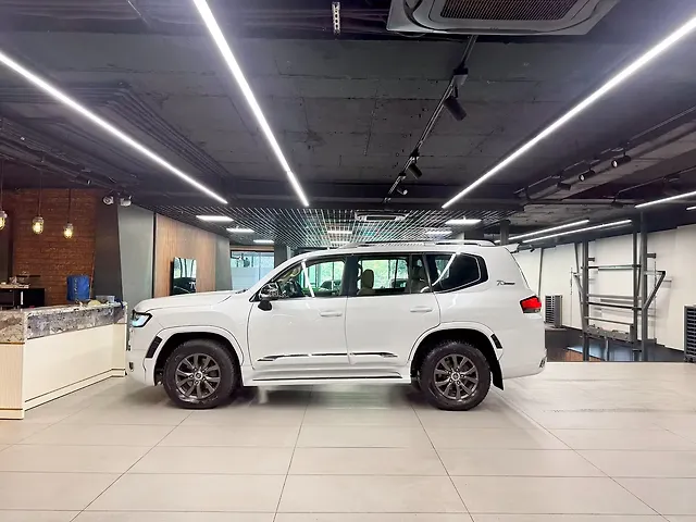 Used Toyota Land Cruiser [2011-2015] LC 200 VX in Delhi