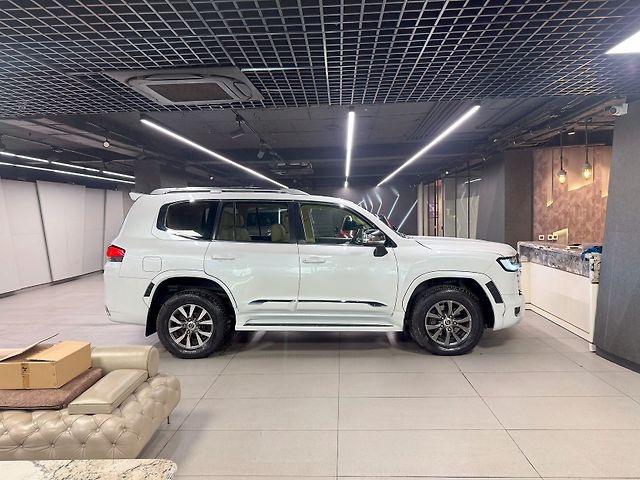 Used Toyota Land Cruiser [2011-2015] LC 200 VX in Delhi