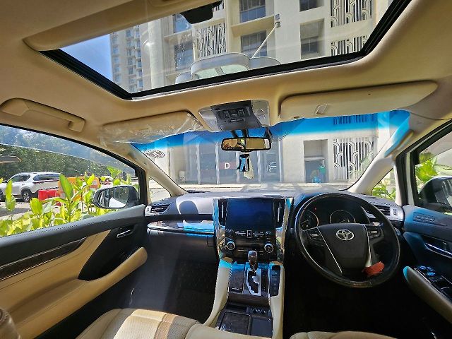 Used Toyota Vellfire [2020-2023] Hybrid in Mumbai